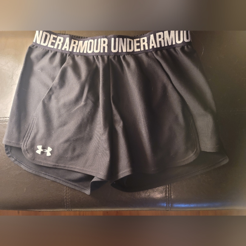 Under armour short